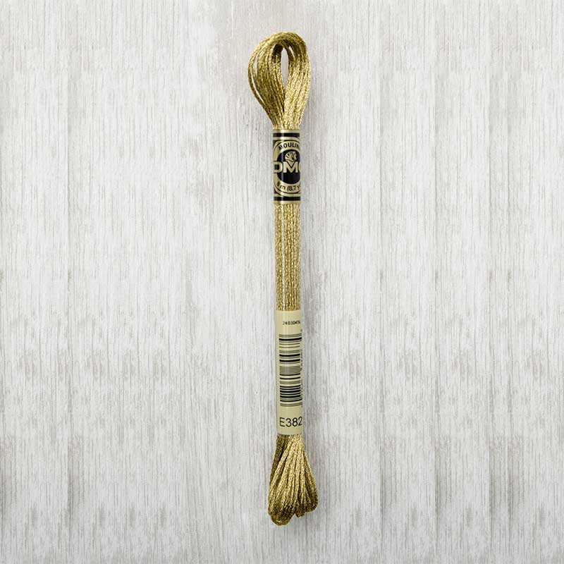 DMC 317W-E168 - Filo da ricamo in poliestere, 8 m, colore: argento DMC